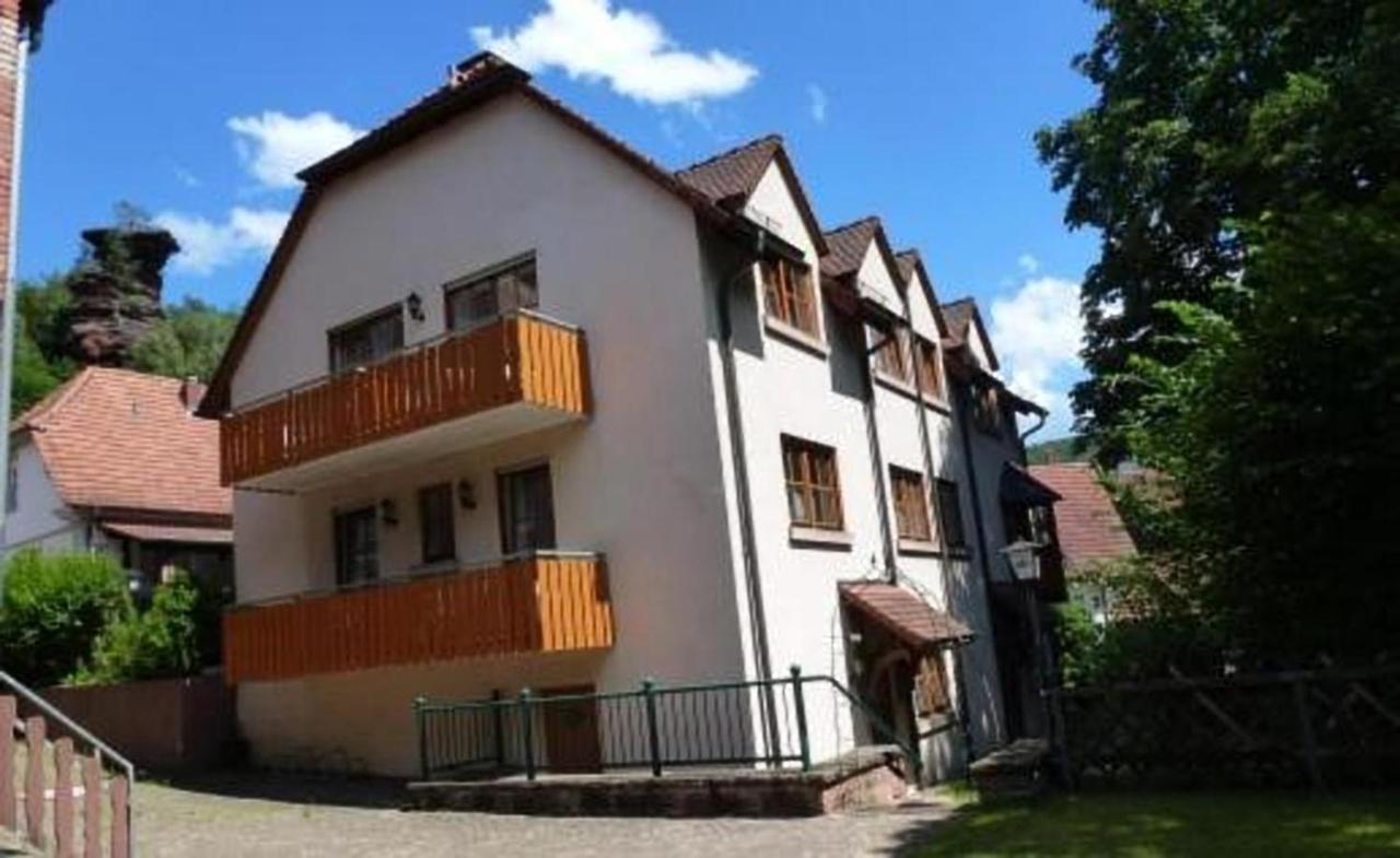 Pension - Gaestehaus Zum Pfaelzerwald Hinterweidenthal Екстериор снимка